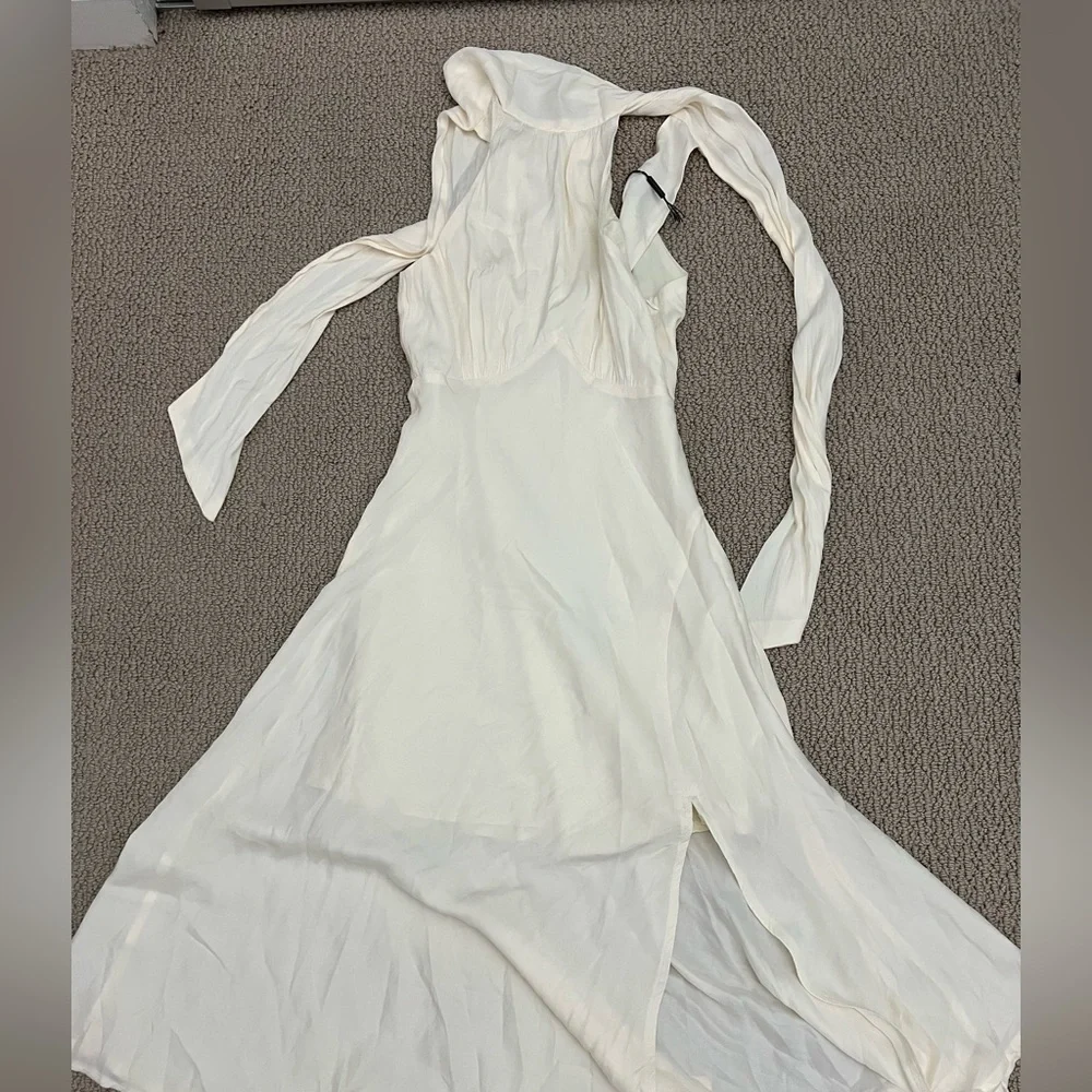 Brand New NO TEARS HERE MAXI DRESS CREAM - Picture 3 of 5